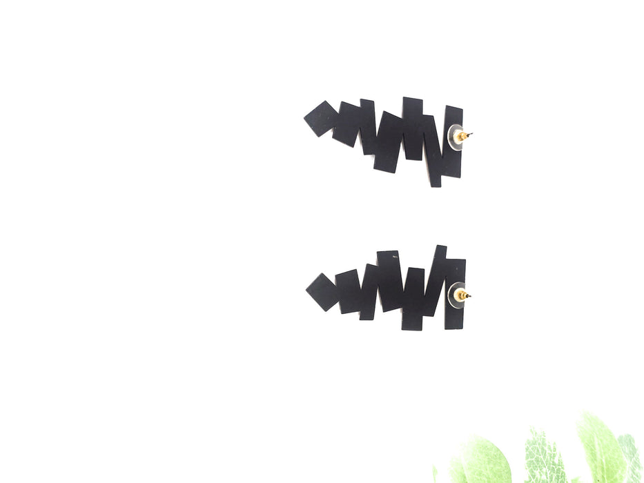 Midnight Zigi Earrings